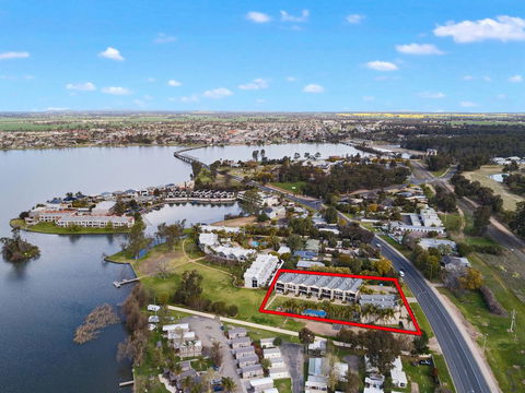 ELSINOR Townhouse 6 Mulwala - Stayed 3