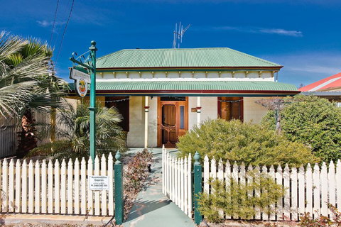 Emaroo Cottages Broken Hill - Stayed 0
