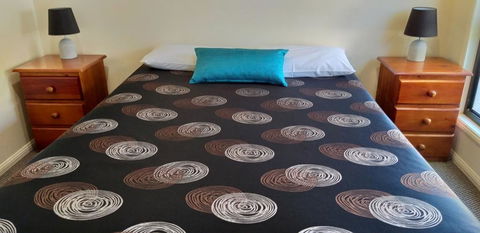 Emerald Motel Apartments - Stayed 3