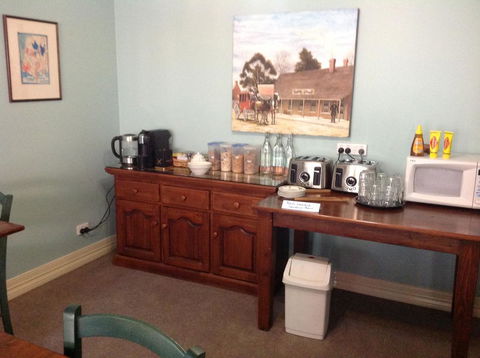 Emeu Inn Bed & Breakfast - Stayed 3
