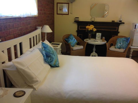 Emeu Inn Bed & Breakfast - Stayed 2