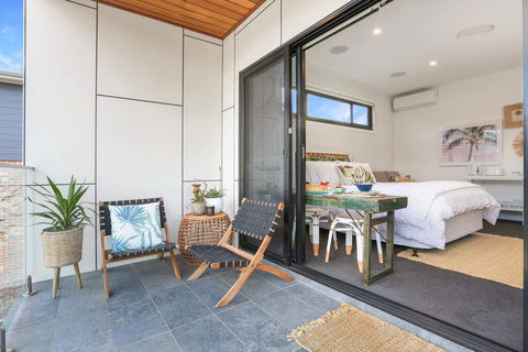 Eternity 141 - Room With Private Bathroom, Balcony Bed & Breakfast - Stayed 0