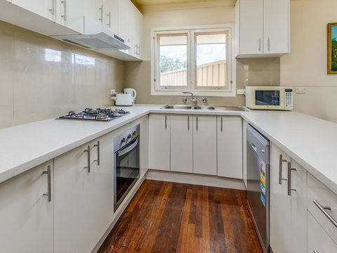 Exclusive Handy Holiday House - Stayed 2