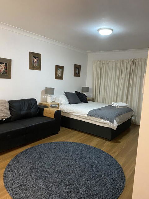 Family Unit March St Orange - Stayed 0