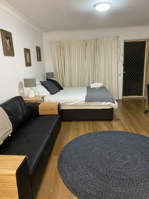 Family Unit March St Orange - Stayed 1