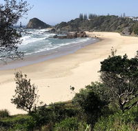 Fi's relaxing Beach House - Stays Accommodation
