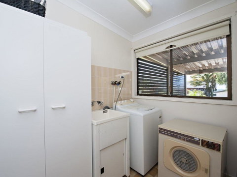 Fingal Beach Shack @ Fingal Bay - Stayed 1