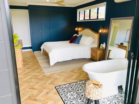 Fletchers Ridge Brand New Luxury Guest House - Stayed 1