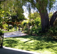 Friends Holiday House - Stays Accommodation