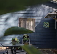 Funky Flat on Acreage - Stayed