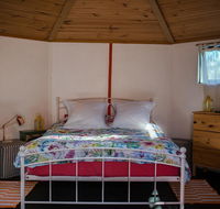 Funky Yurt on Acreage - Stayed