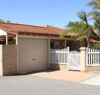 Geraldton Luxury Retreat 2 - Stays Accommodation