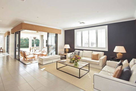 Getaway On Poplars - Comfortable And Well-appointed - Stayed 2