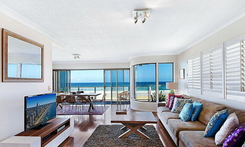 Gold Coast Beachfront Mansion - Stayed 0