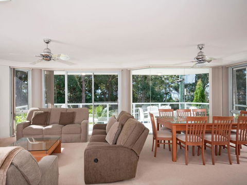 Government Road, Unit 03, 153, Bagnalls Beach Apartment - Stays Accommodation 2