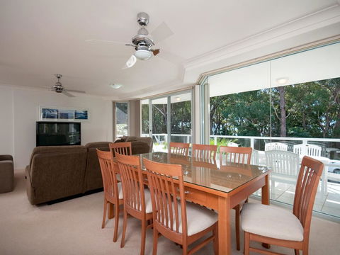 Government Road, Unit 03, 153, Bagnalls Beach Apartment - Stays Accommodation 3