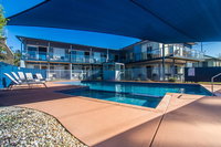 Grandeur Holiday Units