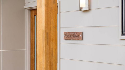 Great Ness Beachhouse - WiFi - Pet-Friendly - Stayed 2