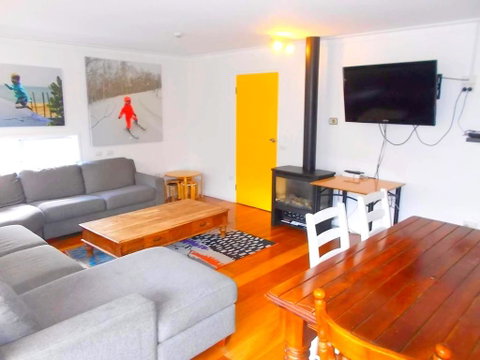 Great Value Thredbo Chalet - Stayed 2