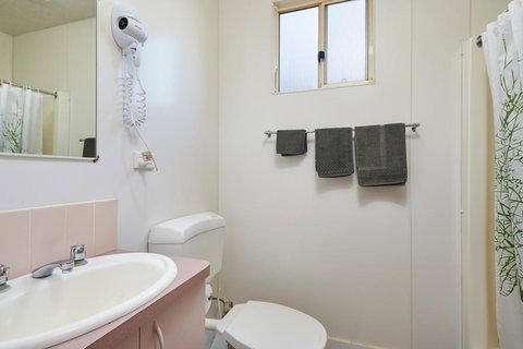 Gundagai Cabins & Tourist Park - Stayed 3