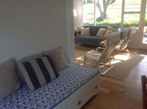 Halcyon Days - Stays Accommodation 3