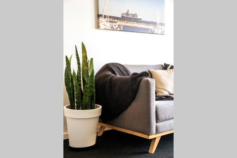 Harbour View Apartment - Stays Accommodation 1
