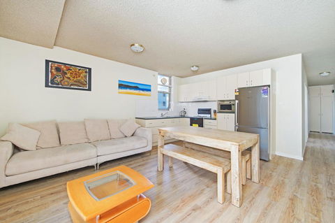 Headlands 8 1 Clarence Street - Stays Accommodation 2