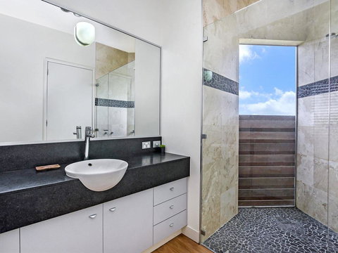 HEARN'S BEACH HOUSE - Stayed 3