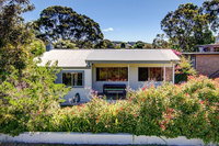 Henny's of Merimbula