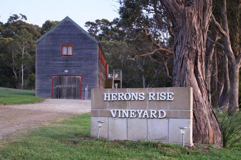 Herons Rise Vineyard Accommodation - Stayed 0