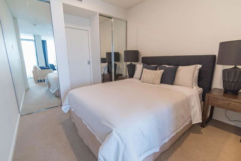 High End Living In Brisbane City - Stayed 2