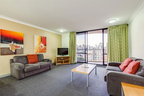 Hillcrest Apartment Hotel (formerly Central Hillcrest Apartments) - Stayed 2