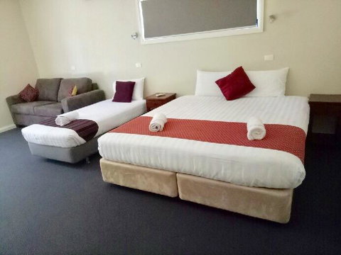 Hillview Farmstay - Stayed 2