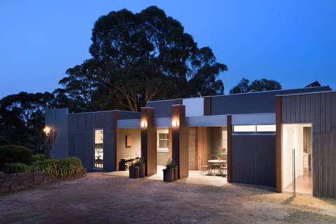 Hisha - Stays Accommodation 0