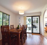 Holiday House - Stays Accommodation