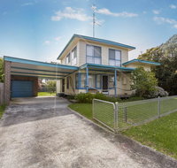 HOLIDAY ON NAUTILUS INVERLOCH - Stays Accommodation