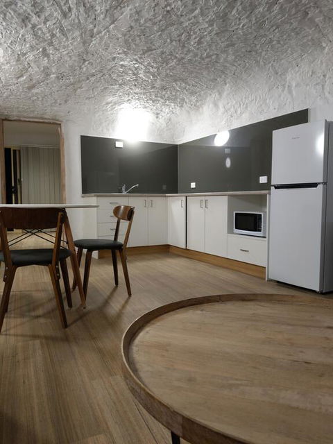 Holly Place - Stayed 2
