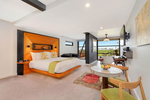 Hotel California Road At Inkwell Wines - Stayed 2