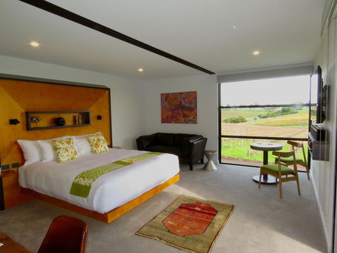 Hotel California Road At Inkwell Wines - Stayed 3