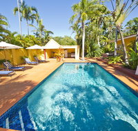 Island House - Stays Accommodation