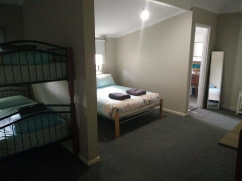 Ithaca 1896 Manor - Stays Accommodation 2