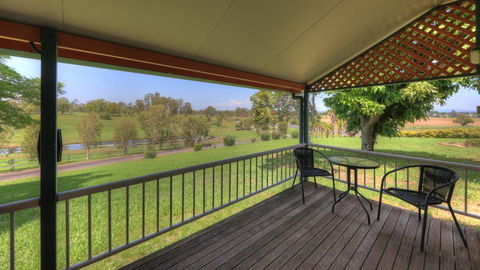 Jacaranda Motor Lodge - Stays Accommodation 2