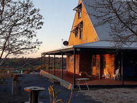 Book Werona Accommodation Vacations Stayed Stayed