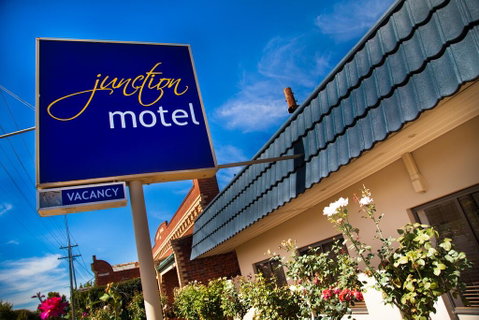 Junction Motel - Stayed 0