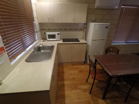 Kalbarri Tudor Holiday Park - Stays Accommodation 2