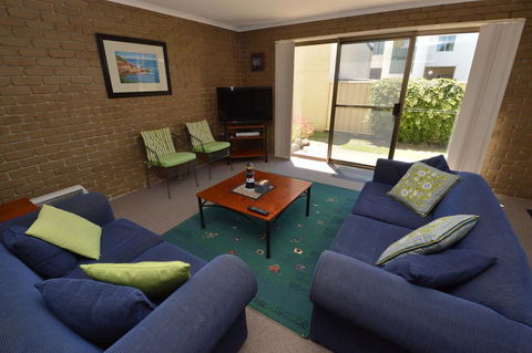 Kanandah 1 - Stays Accommodation 1