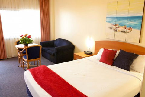 Karinga Motel, SureStay Hotel By Best Western - Stays Accommodation 3