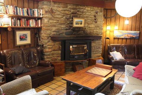 Kasees Apartments & Mountain Lodge - Stays Accommodation 1