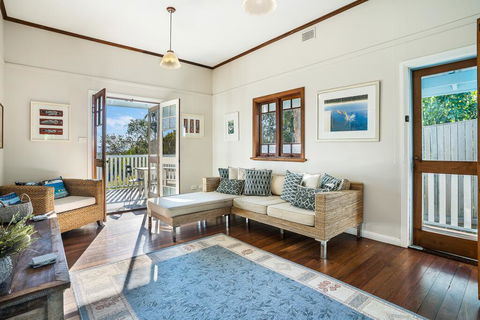 Kembali On Massinger Street - Stays Accommodation 3