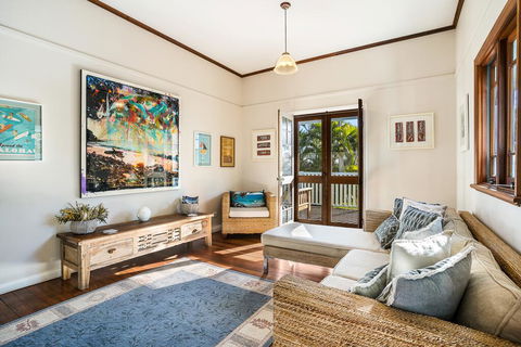 Kembali On Massinger Street - Stays Accommodation 1